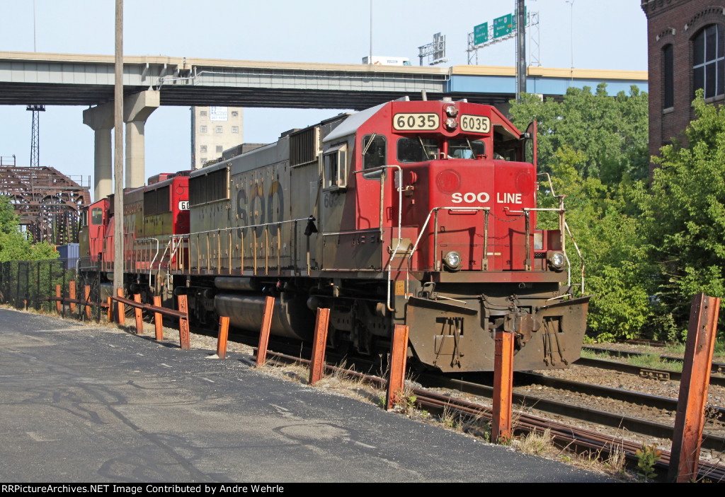 SOO 6035 and 6061 switch out Train 182 at Burnham Bridge